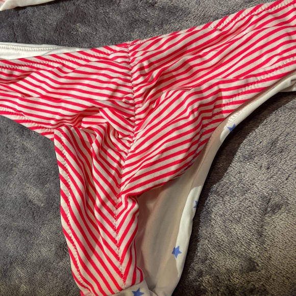 BUNDLE DISCOUNTS! Victoria’s Secret American fourth of July top L - bottom S USA - Picture 5 of 6